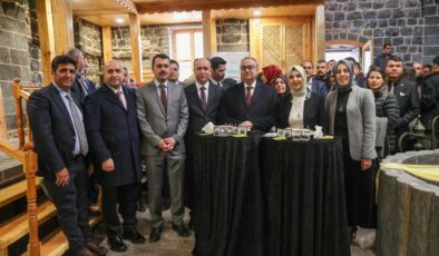 Diyarbakır’da kadınların sanat sergisi