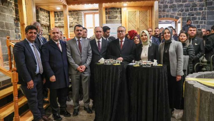 Diyarbakır’da kadınların sanat sergisi