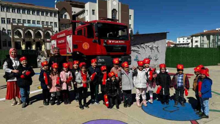 Diyarbakır’da miniklere yangın dersi