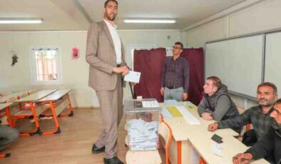 Dünya rekoru sahibi Kösen oyunu kullandı