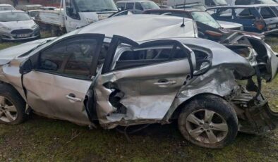 Elazığ’da bariyere çarpan otomobilde 1 ölü