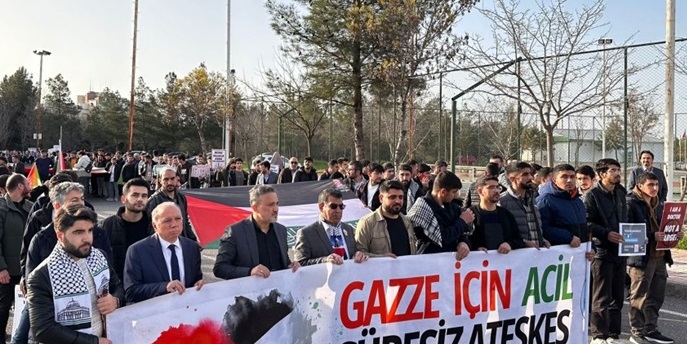 Diyarbakır’da öğrenciler Filistin için yürüdü