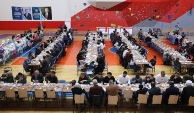 Diyarbakır Gençlik ve Spor İl Müdürlüğü personeli iftar buluşmasında bir araya geldi