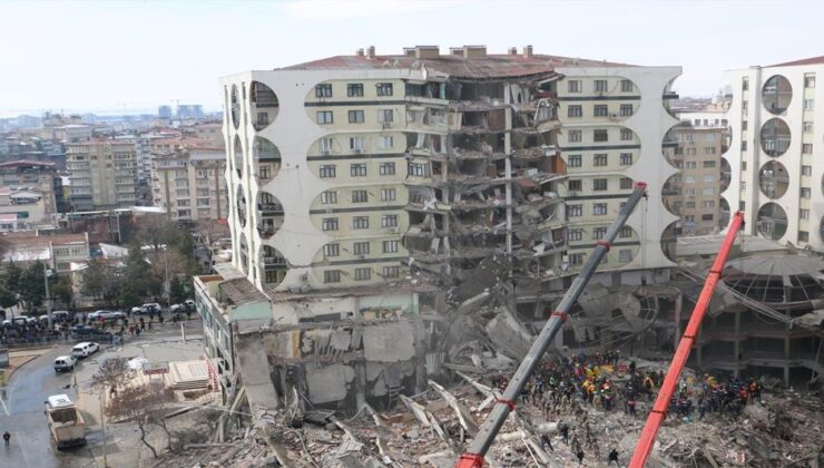Galeria sitesi davasında 3 müteahhit cezalandırıldı