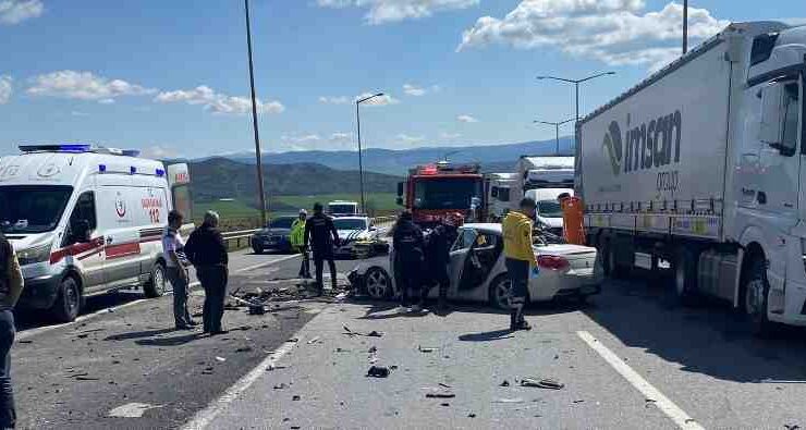Gaziantep’te trafik kazası: 2 ölü, 2 yaralı