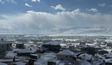 Hakkari’de kış engeli: 191 yol kapalı