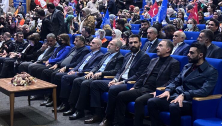 Doç. Dr. Muhammet Asena, Halk Buluşmasıyla Yenişehir’e Vizyonunu sundu