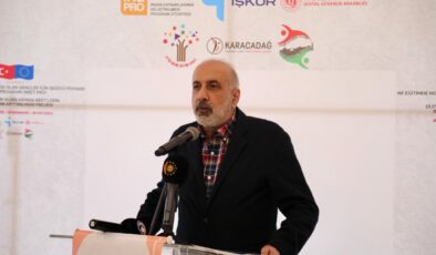 Başkan Kaya: Eğitimi siz alın iş sözü bizden