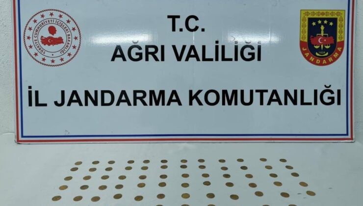 Jandarma 71 adet altın sikke ele geçirdi