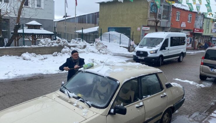 Karlıova’da kar sürprizi