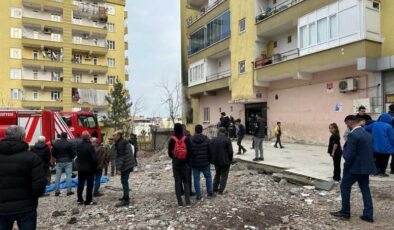 Kayapınar’da yangın faciası: ev kül oldu