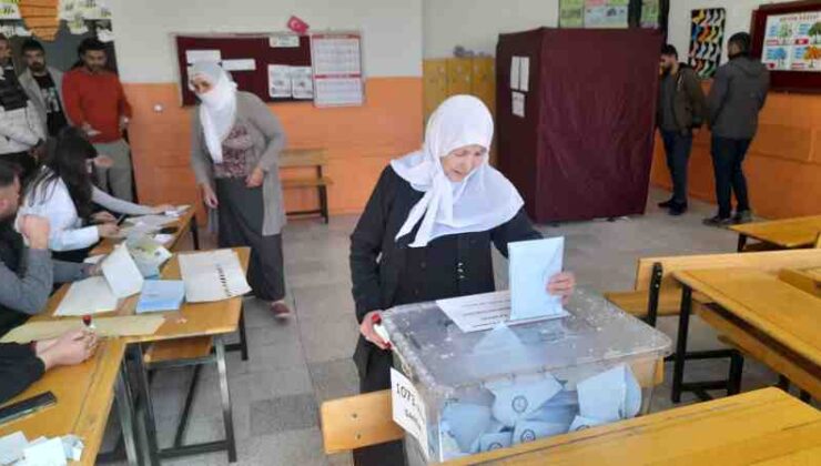 Kulp’ta yerel seçimlere yoğun katılım gözlemlendi