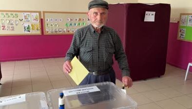 Terk edilmiş köyde tek seçmen oyunu kullandı