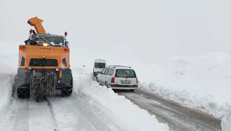 Muş’ta 85 kişi kar kapanından kurtarıldı