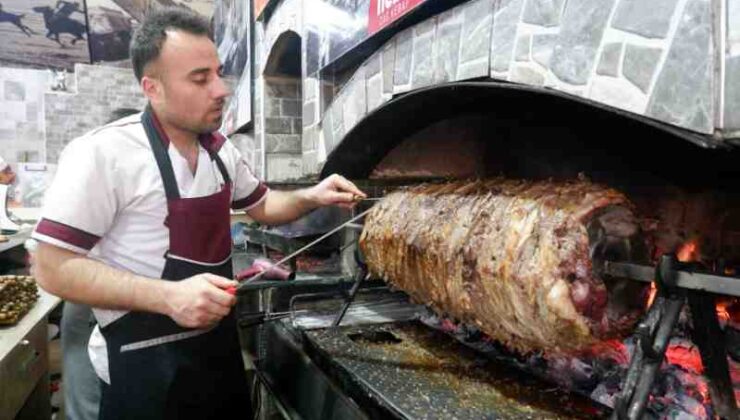 Ramazan’da Erzurum’da çağ kebap zamanı