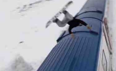 Snowboardcu Atlı’dan Doğu Ekspresi’nde ilk