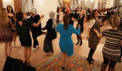 Urfa’da Kadınlar gecesi coşkusu