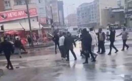 Van’da eşini bıçaklayan adam linçten kurtuldu