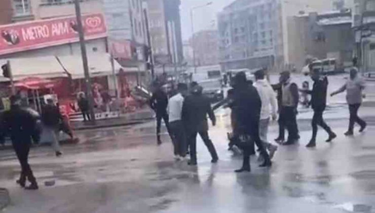 Van’da eşini bıçaklayan adam linçten kurtuldu