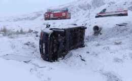Van’da minibüs kazası: 4 yaralı