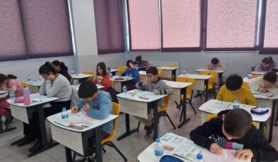 Öğrenciler yüzde yüz burs desteği için ter döktüler