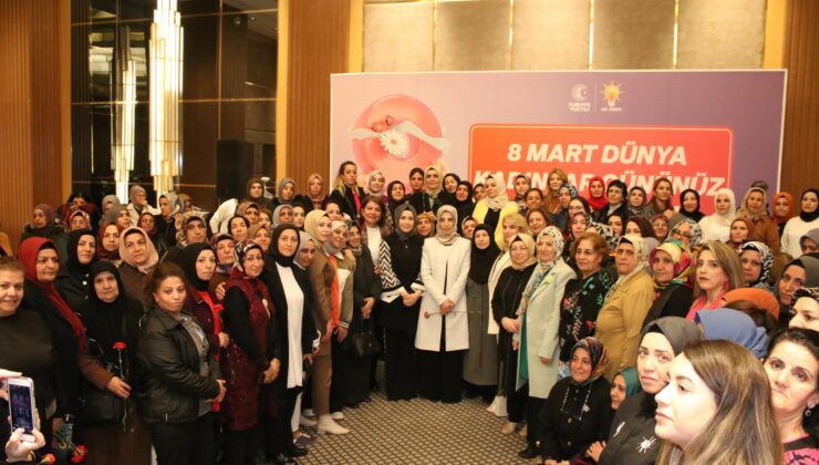 AK Partili kadınlar ‘Kahvaltı Etkinliği’nde bir araya geldi
