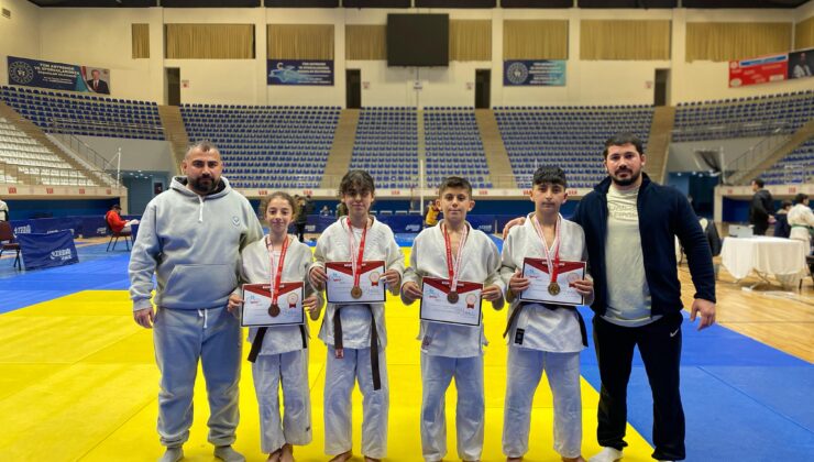 Yurdum Gençlik ve Spor Kulübü Judo Takımı başarılarıyla göz doldurdu