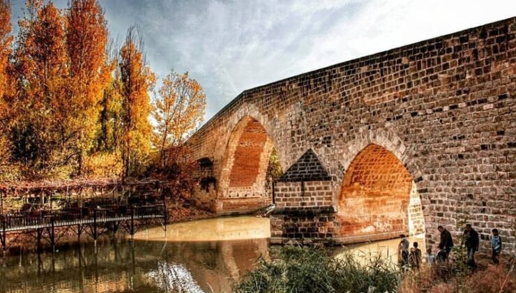 845 yıllık tarihi: Haburman Köprü