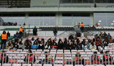 Diyarbekirspor, 8 Mart ziyaretçilerini ağırladı