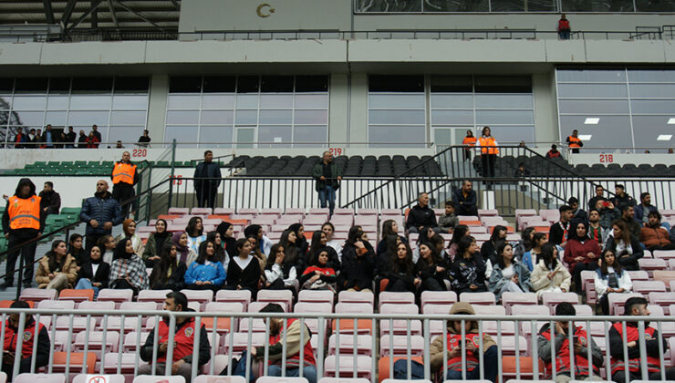 Diyarbekirspor, 8 Mart ziyaretçilerini ağırladı