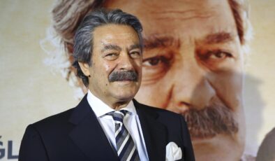 Kadir İnanır ‘Entübe’ edildi