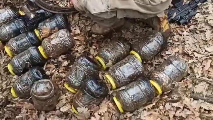 Lice’de operasyon: 11 sığınak imha edildi