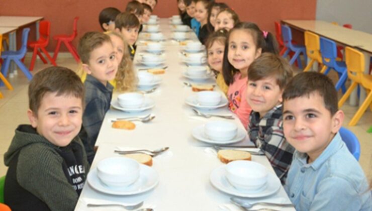 Okul kantinlerinde ”Sağlıklı Besleniyorum”projesi