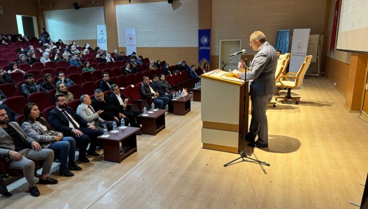 Öğrencilere Tüketici Hakları semineri verildi