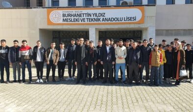 Mezun olduğu Meslek lisesine şimdi seminer veriyor!