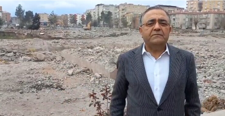Tanrıkulu o bina ile ilgili önerge verdi