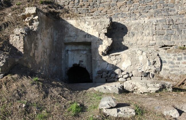 Sur içinde roma dönemine ait yeraltı geçitleri