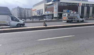 AVM önünde trafikte tuvalet molası şoku