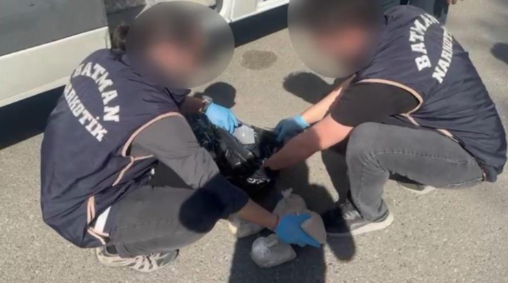 Batman’da uyuşturucu sevkiyatı drone ile takip edildi