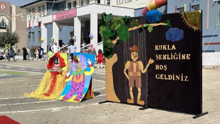 Anaokulu öğrencileri ‘Kukla Şenliği’nde buluştu