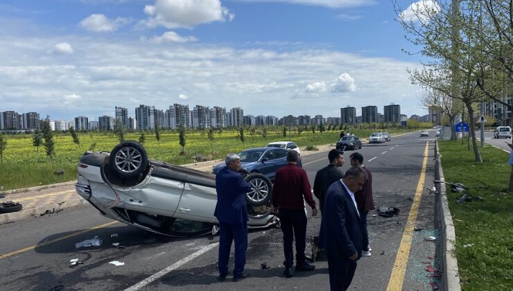 Diyarbakır’da iki otomobil çarpıştı: 6 yaralı