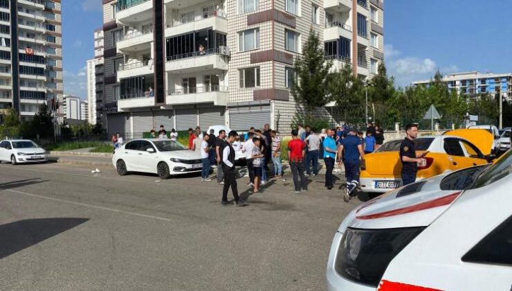Diyarbakır’da ticari taksi otomobille çarpıştı: 5 yaralı