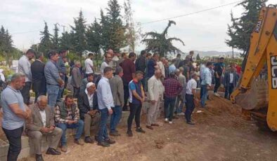 Adana’da trafik kazasında ölen tarım işçileri Kızıltepe’de toprağa verildi
