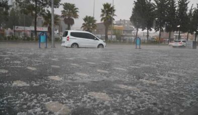 Adıyaman’da şiddetli sağanak ve dolu