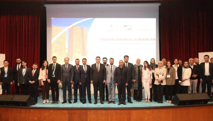 Ahlat’ta ‘Tarihe Damga Vuranlar Haluk Dursun’ anma programı düzenlendi