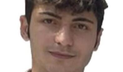 Babasının tabancası ile ağabeyini vurdu