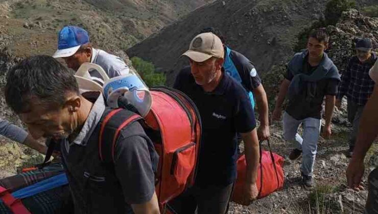 Dağda düşerek yaralanan kadının yardımına UMKE ekipleri yetişti