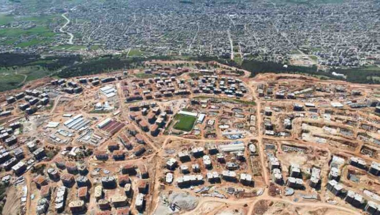 Deprem konutlarındaki son durum dronla görüntülendi