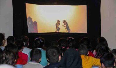 Diyarbakır’da Hacivat ve Karagöz coşkusu