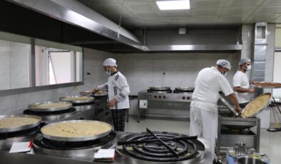 Diyarbakır’da tatlıcılarda bayram yoğunluğu